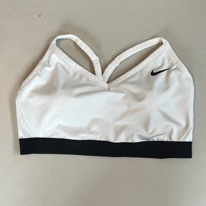 Nike Womens Indy Plus Size Bra
